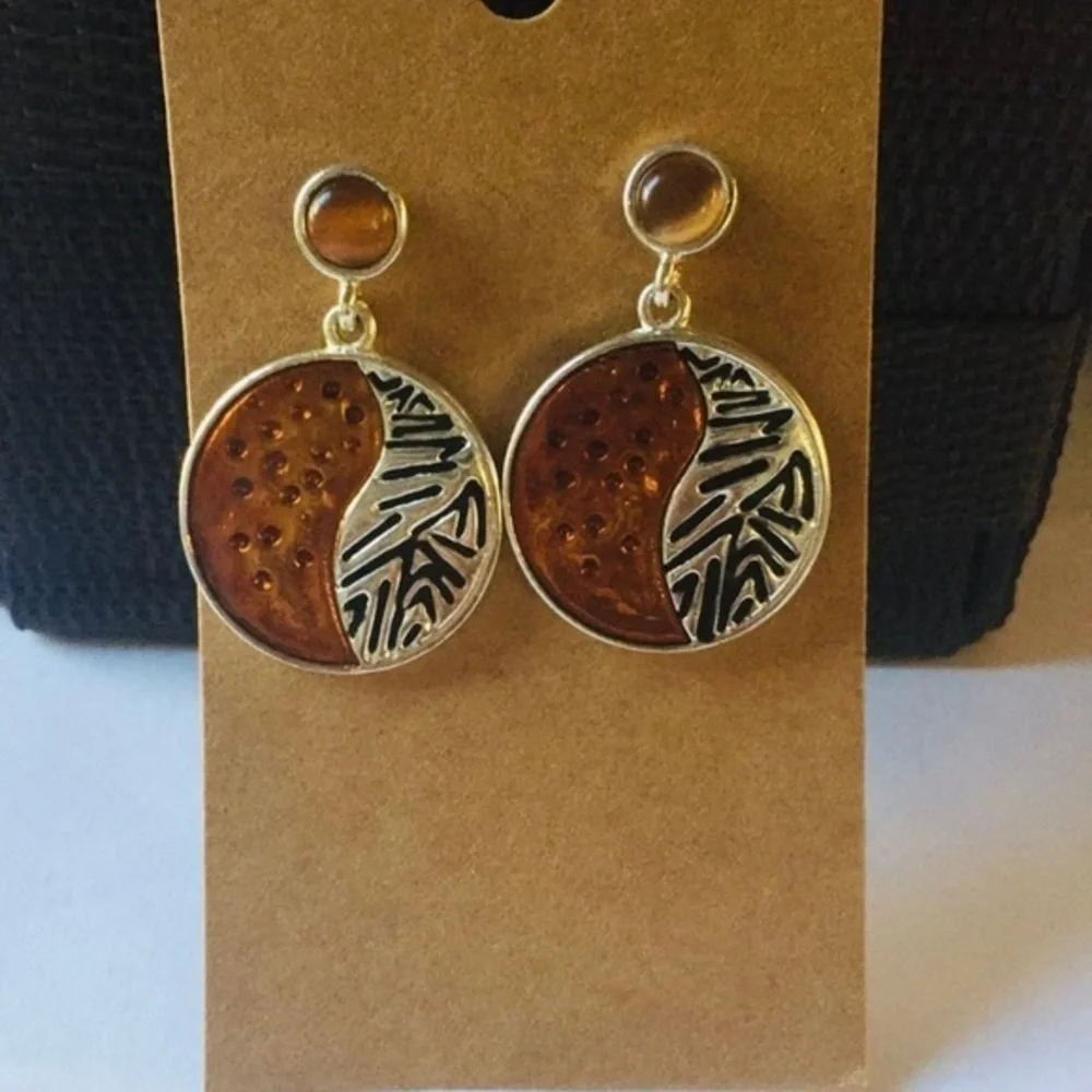 💐5/25 dangle silver toned yin yang orange black
